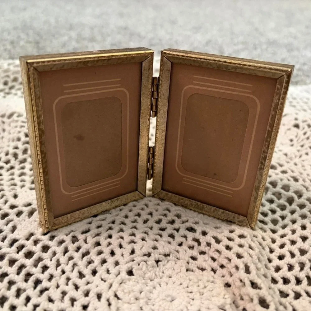 Vintage Dual Mini Frame